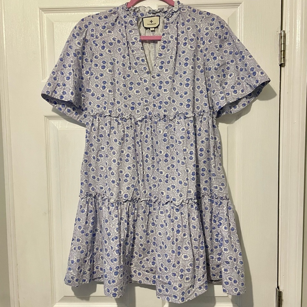 Tuckernuck Classic Blue floral Dress size S